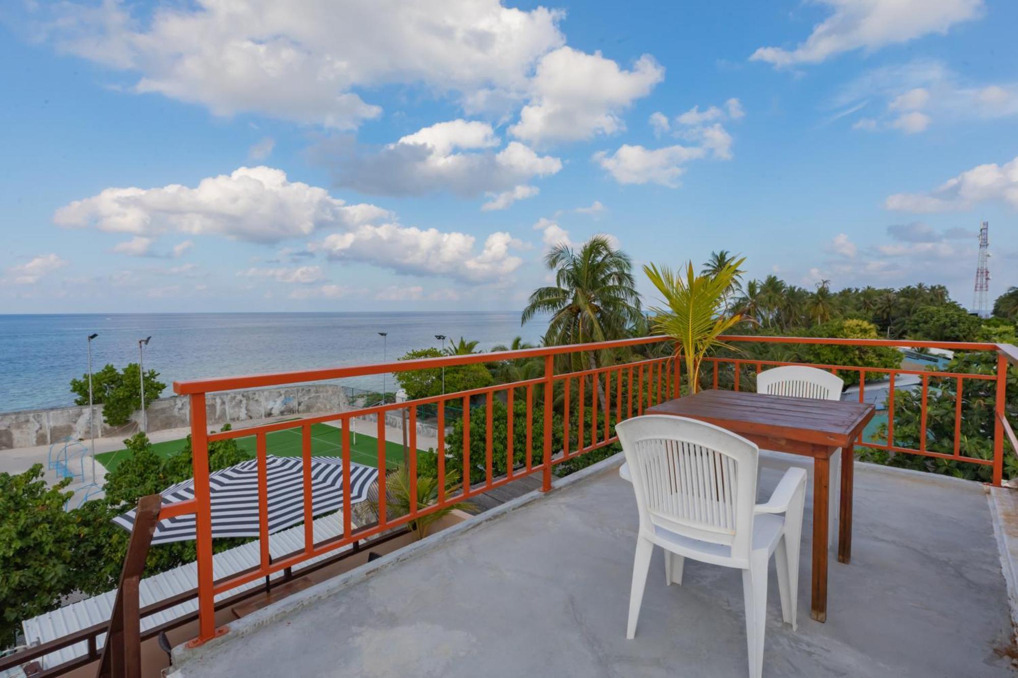 Nemo Inn Omadhoo Экстерьер фото