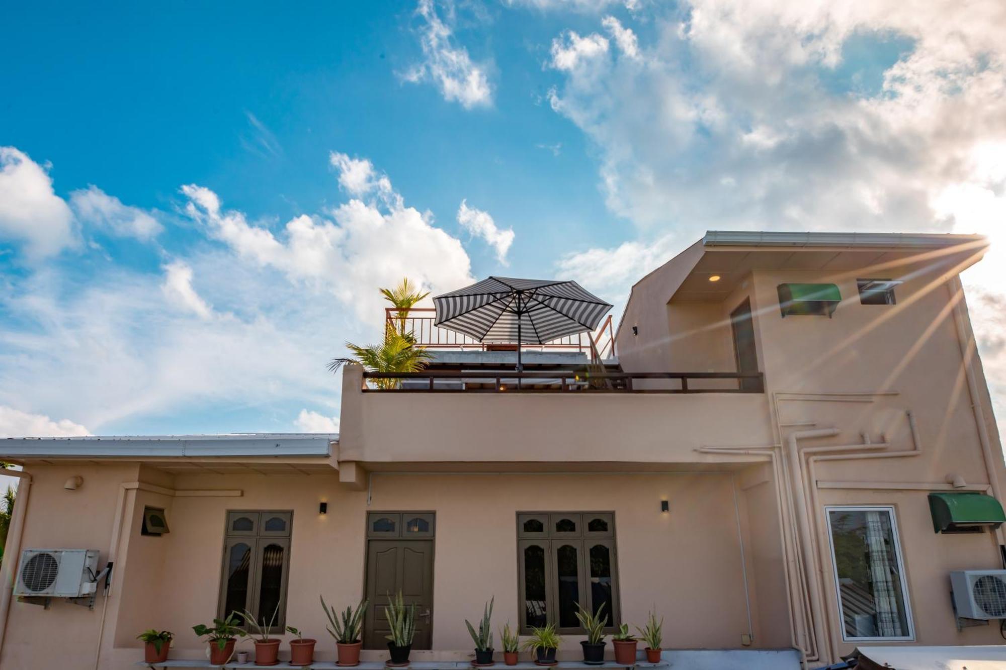 Nemo Inn Omadhoo Экстерьер фото