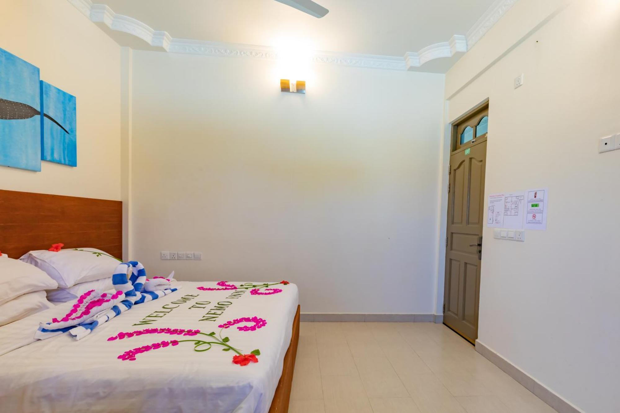 Nemo Inn Omadhoo Экстерьер фото