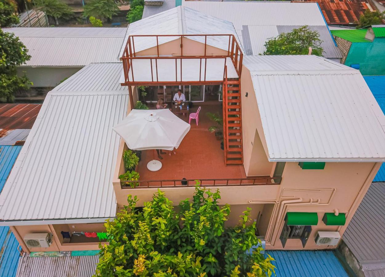 Nemo Inn Omadhoo Экстерьер фото